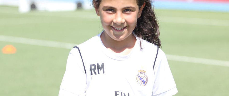 CAMPAMENTO CAMPUS EXPERIENCE FUNDACIÓN REAL MADRID (campus+alojamiento): Parque Vacacional Magic Robin Hood Alfaz del Pi CAMPAMENTO CAMPUS EXPERIENCE FUNDACIÓN REAL MADRID (campus+alojamiento): Parque Vacacional Magic Robin Hood Alfaz del Pi