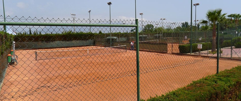 Pistas Tenis/Padel Parque Vacacional Magic Robin Hood Alfaz del Pi Pistas Tenis/Padel Parque Vacacional Magic Robin Hood Alfaz del Pi