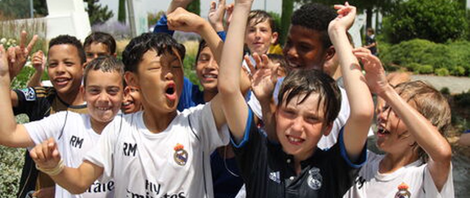 CAMPAMENTO CAMPUS EXPERIENCE FUNDACIÓN REAL MADRID (Campus por 1 día) Parque Vacacional Magic Robin Hood Alfaz del Pi CAMPAMENTO CAMPUS EXPERIENCE FUNDACIÓN REAL MADRID (Campus por 1 día) Parque Vacacional Magic Robin Hood Alfaz del Pi